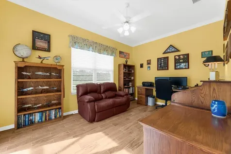 7003 74th Street Circle E Bradenton FL 34203