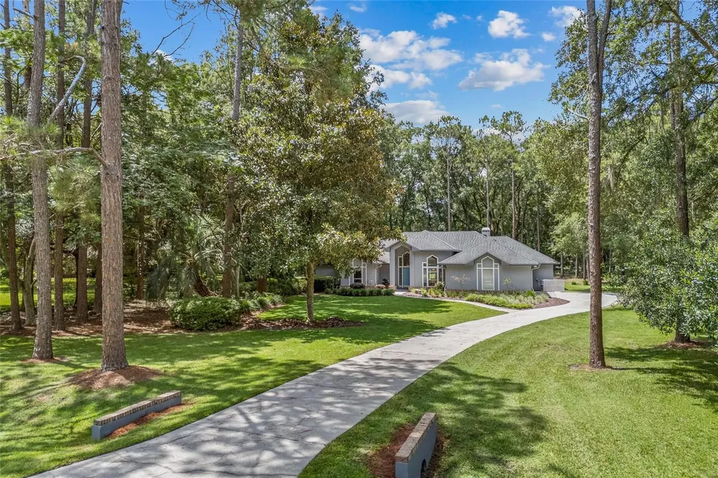 13617 SW 2nd Lane Newberry FL 32669