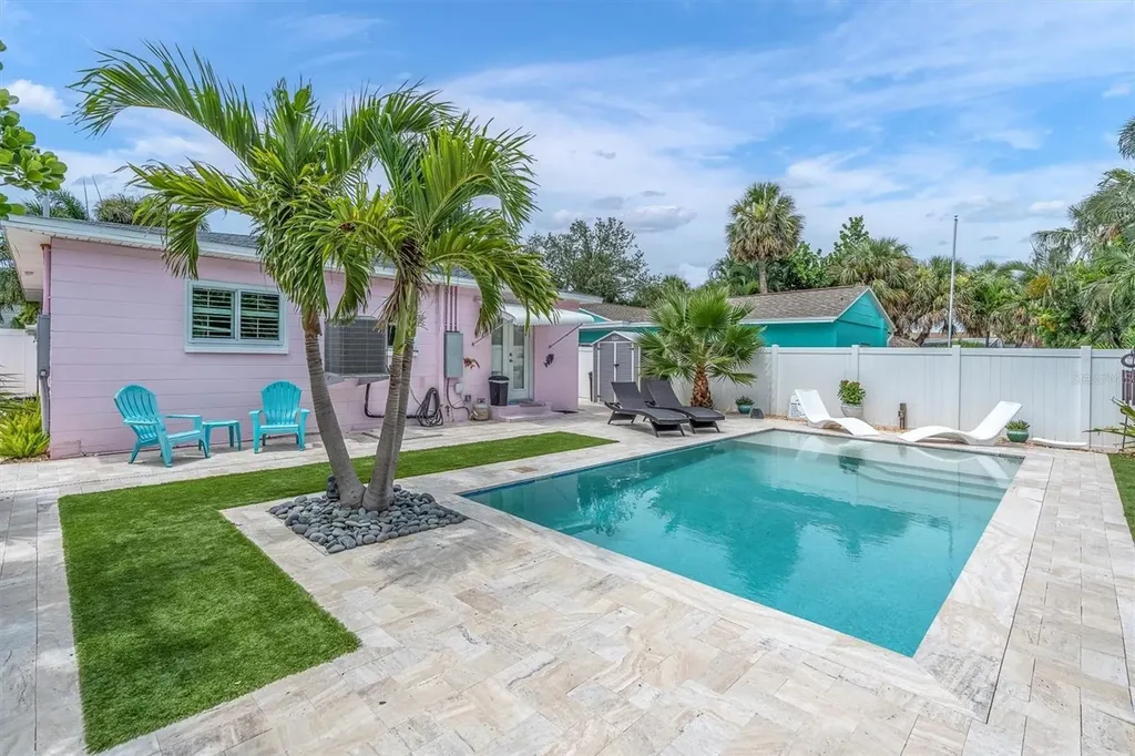 528 77th Avenue St Pete Beach FL 33706