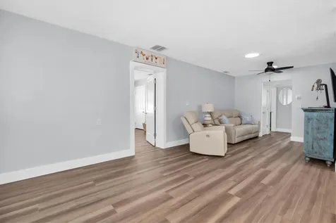528 77th Avenue St Pete Beach FL 33706