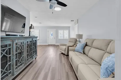 528 77th Avenue St Pete Beach FL 33706