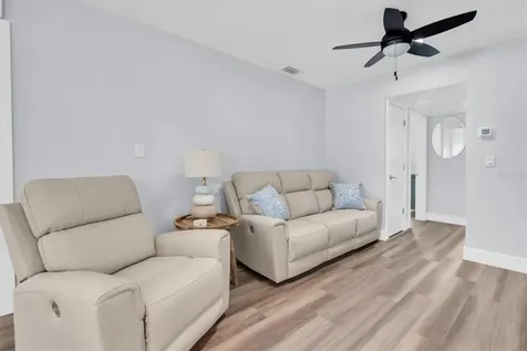 528 77th Avenue St Pete Beach FL 33706