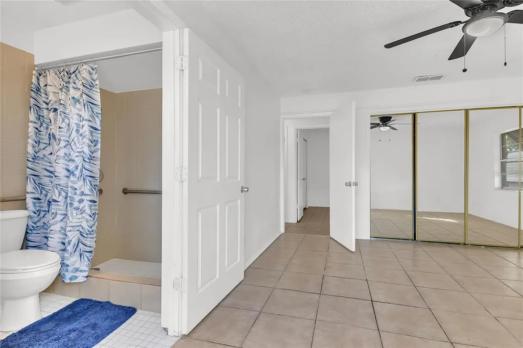 1305 Mill Creek Place Kissimmee FL 34744