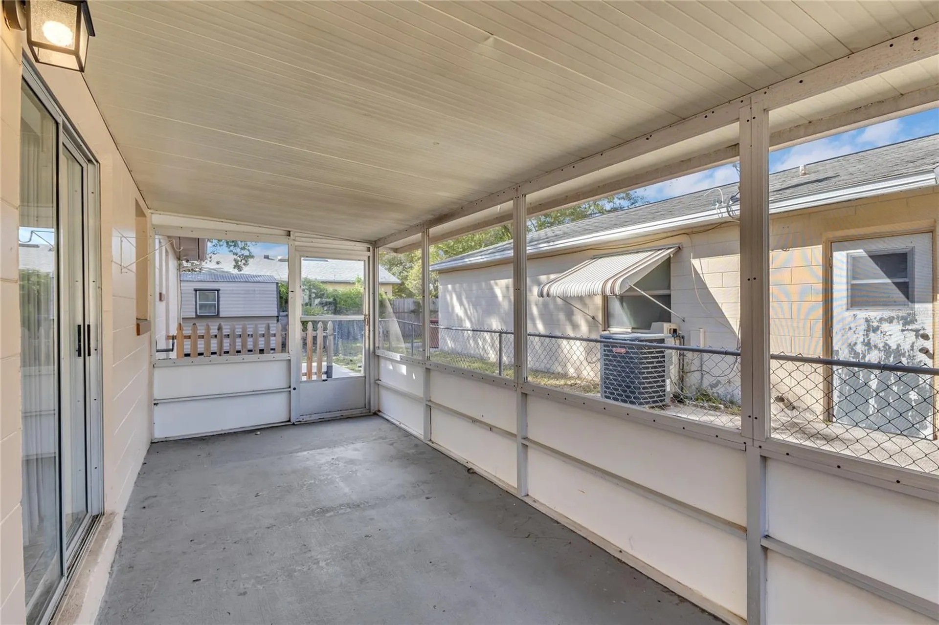1305 Mill Creek Place Kissimmee FL 34744