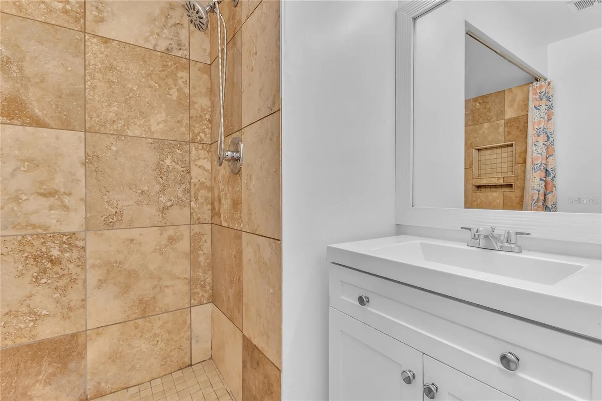 1305 Mill Creek Place Kissimmee FL 34744