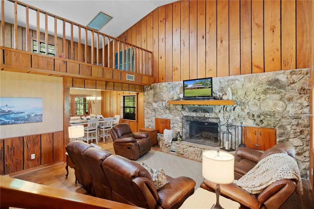 8284 County Road 209 Wildwood FL 34785