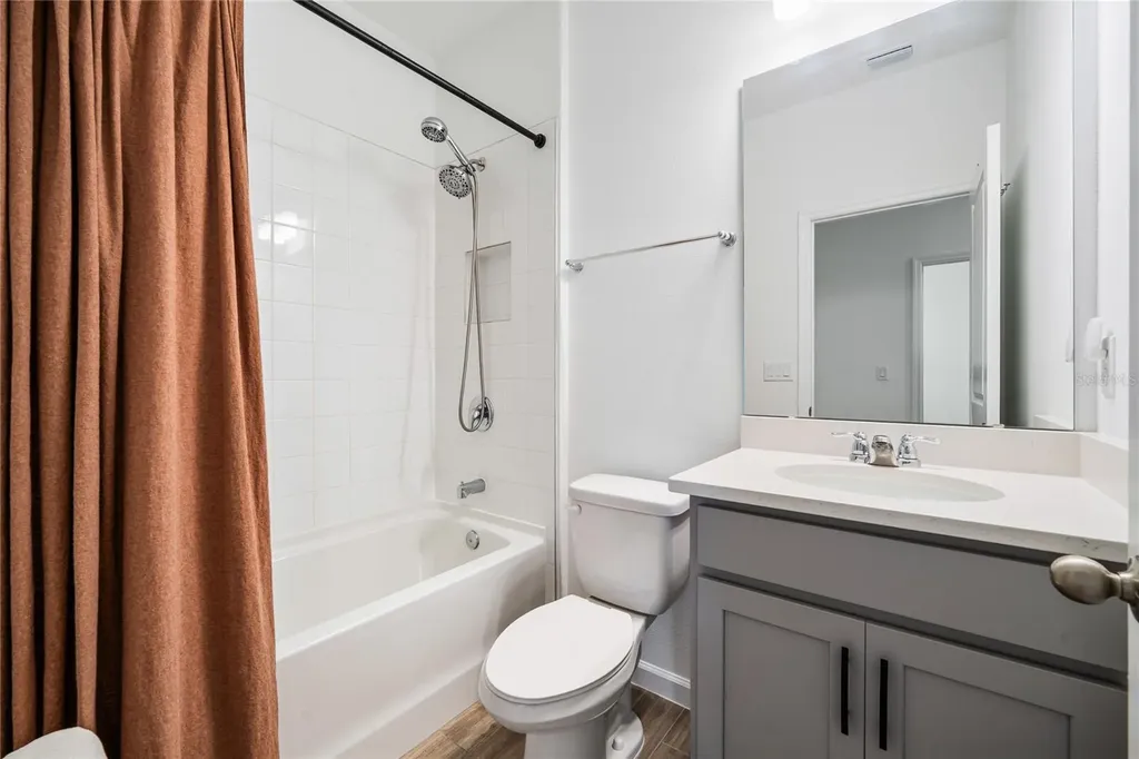 627 Dogfish Lane Debary FL 32713