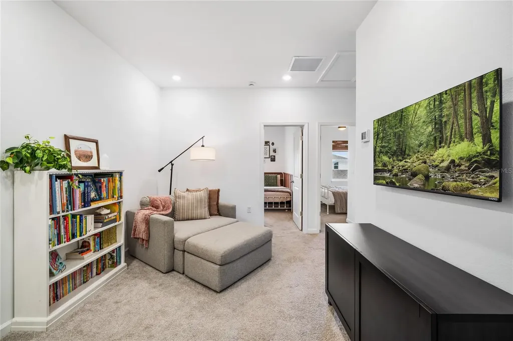 627 Dogfish Lane Debary FL 32713