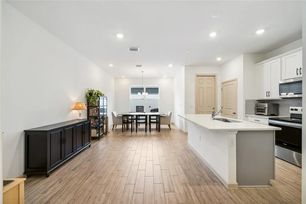 627 Dogfish Lane Debary FL 32713