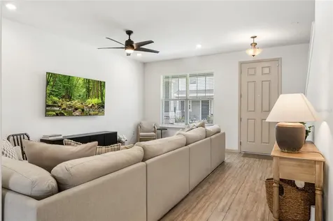 627 Dogfish Lane Debary FL 32713