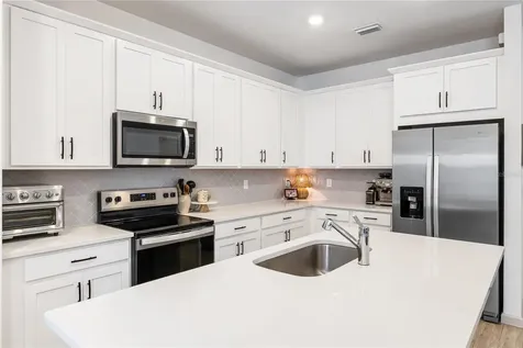627 Dogfish Lane Debary FL 32713