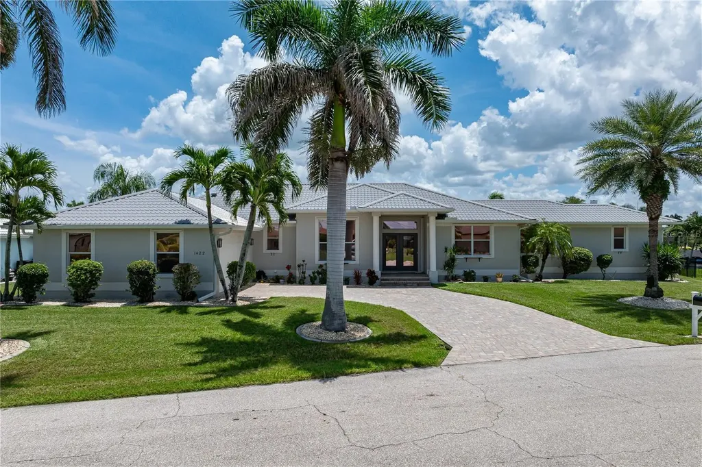 1422 Via Milanese Punta Gorda FL 33950