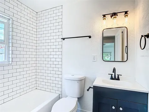 1409 College Park Lane Tampa FL 33612