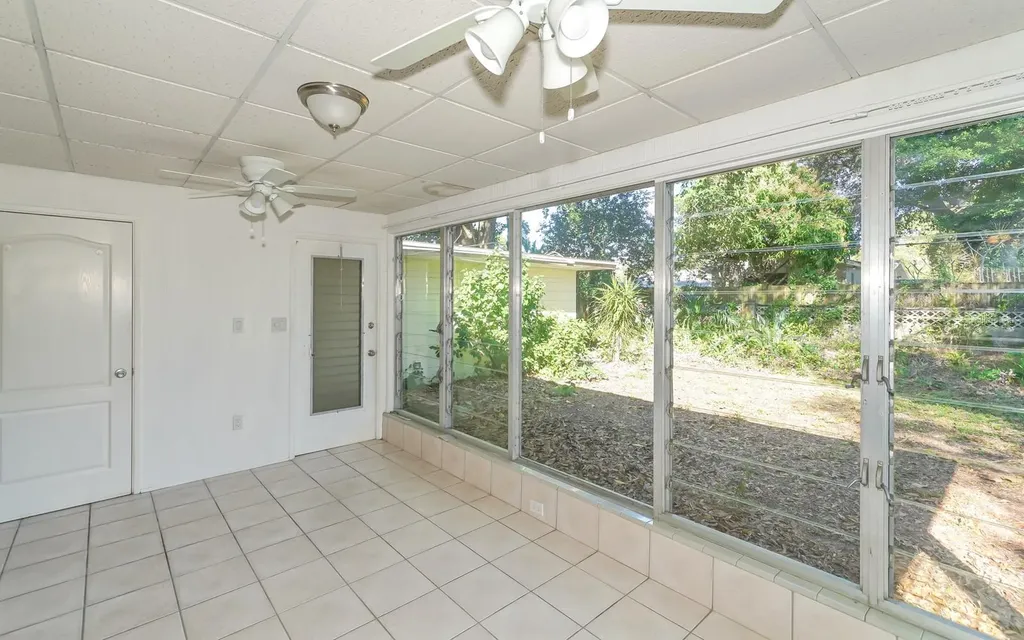 2461 Ringling Boulevard Sarasota FL 34237