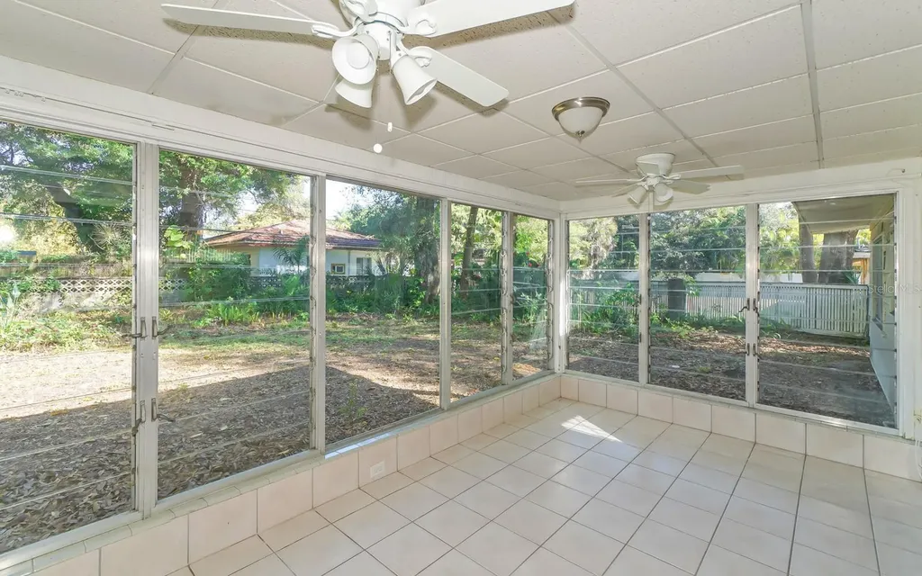 2461 Ringling Boulevard Sarasota FL 34237