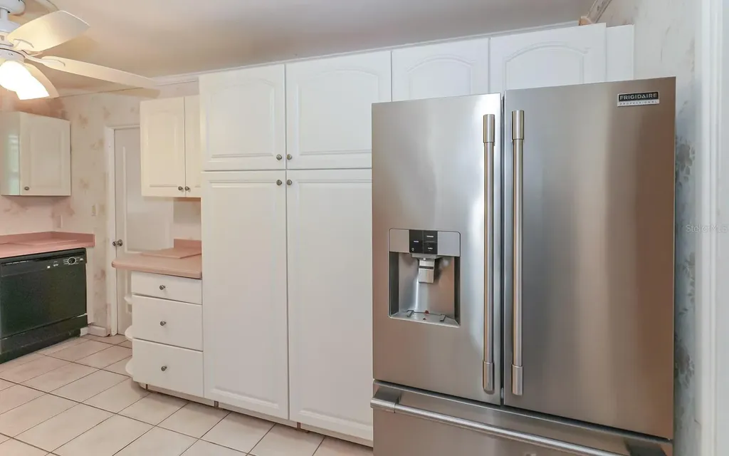 2461 Ringling Boulevard Sarasota FL 34237