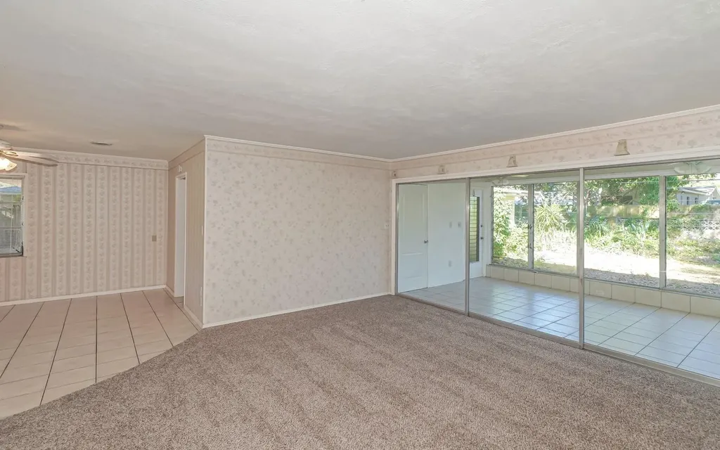2461 Ringling Boulevard Sarasota FL 34237