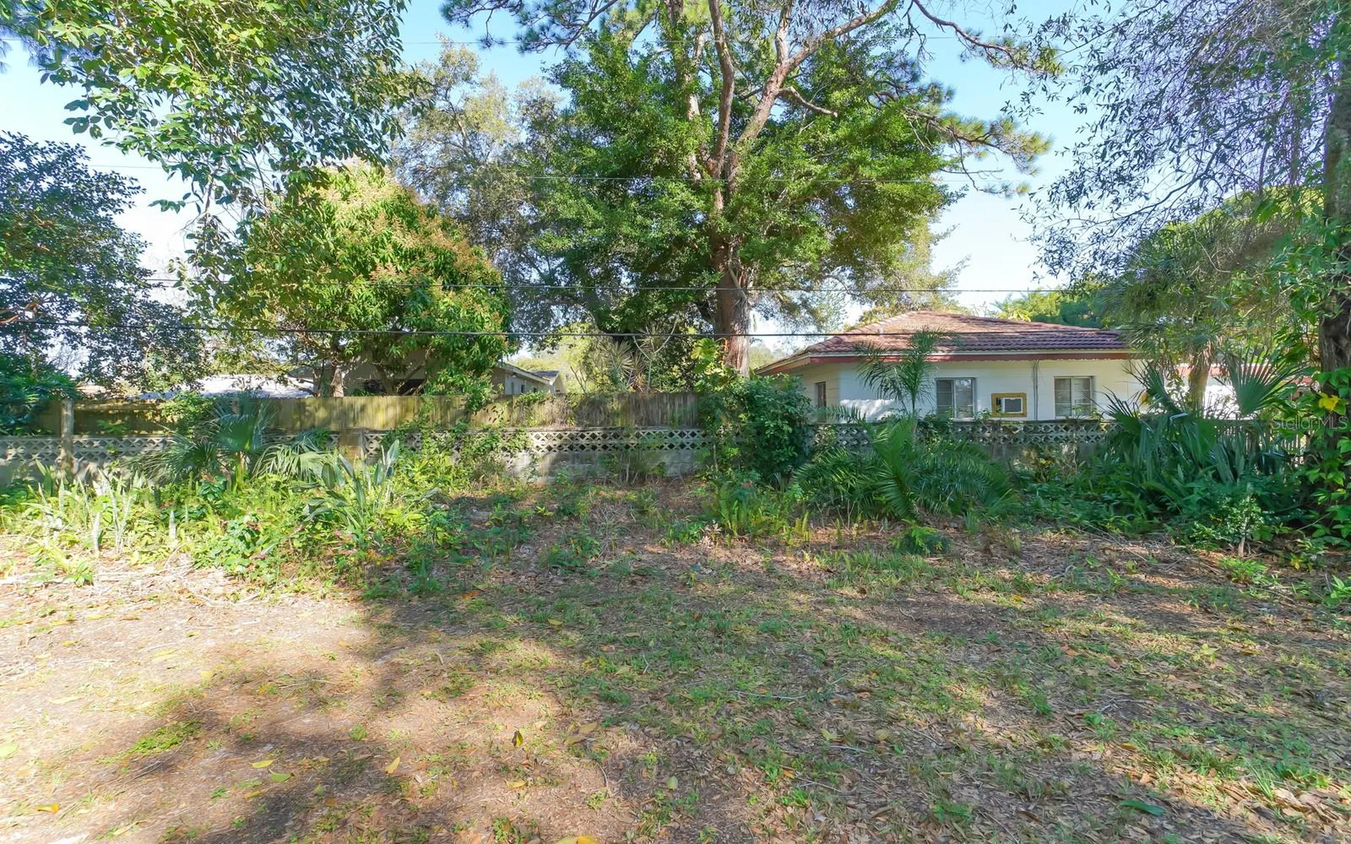 2461 Ringling Boulevard Sarasota FL 34237