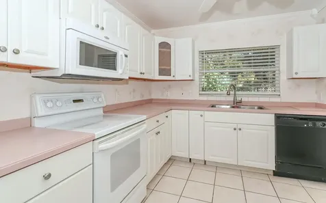 2461 Ringling Boulevard Sarasota FL 34237
