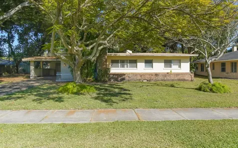 2461 Ringling Boulevard Sarasota FL 34237