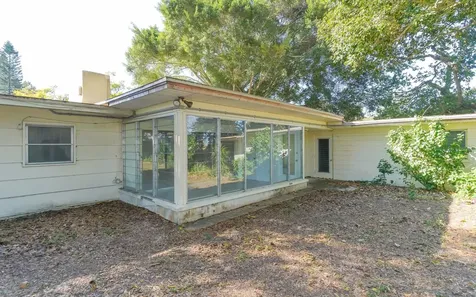 2461 Ringling Boulevard Sarasota FL 34237