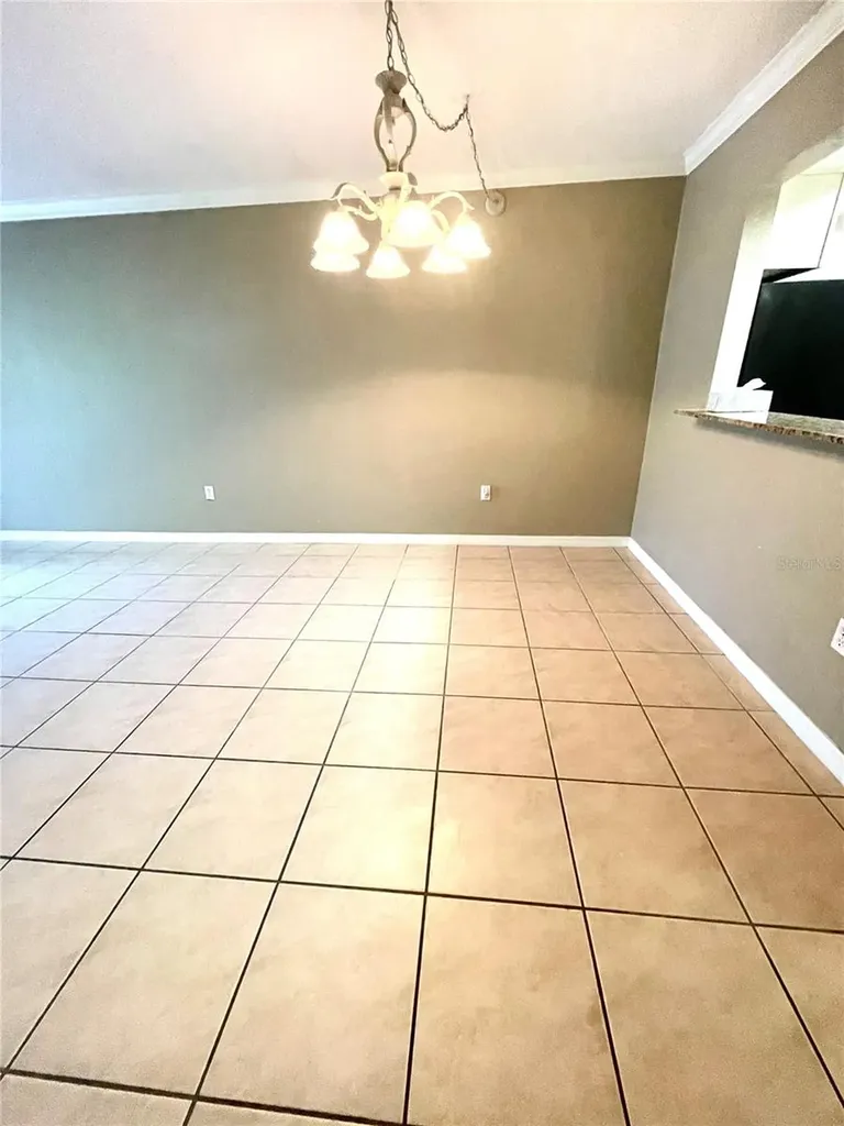 912 La Costa Circle Sarasota FL 34237