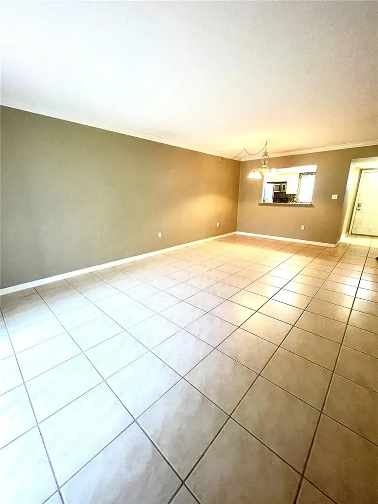 912 La Costa Circle Sarasota FL 34237