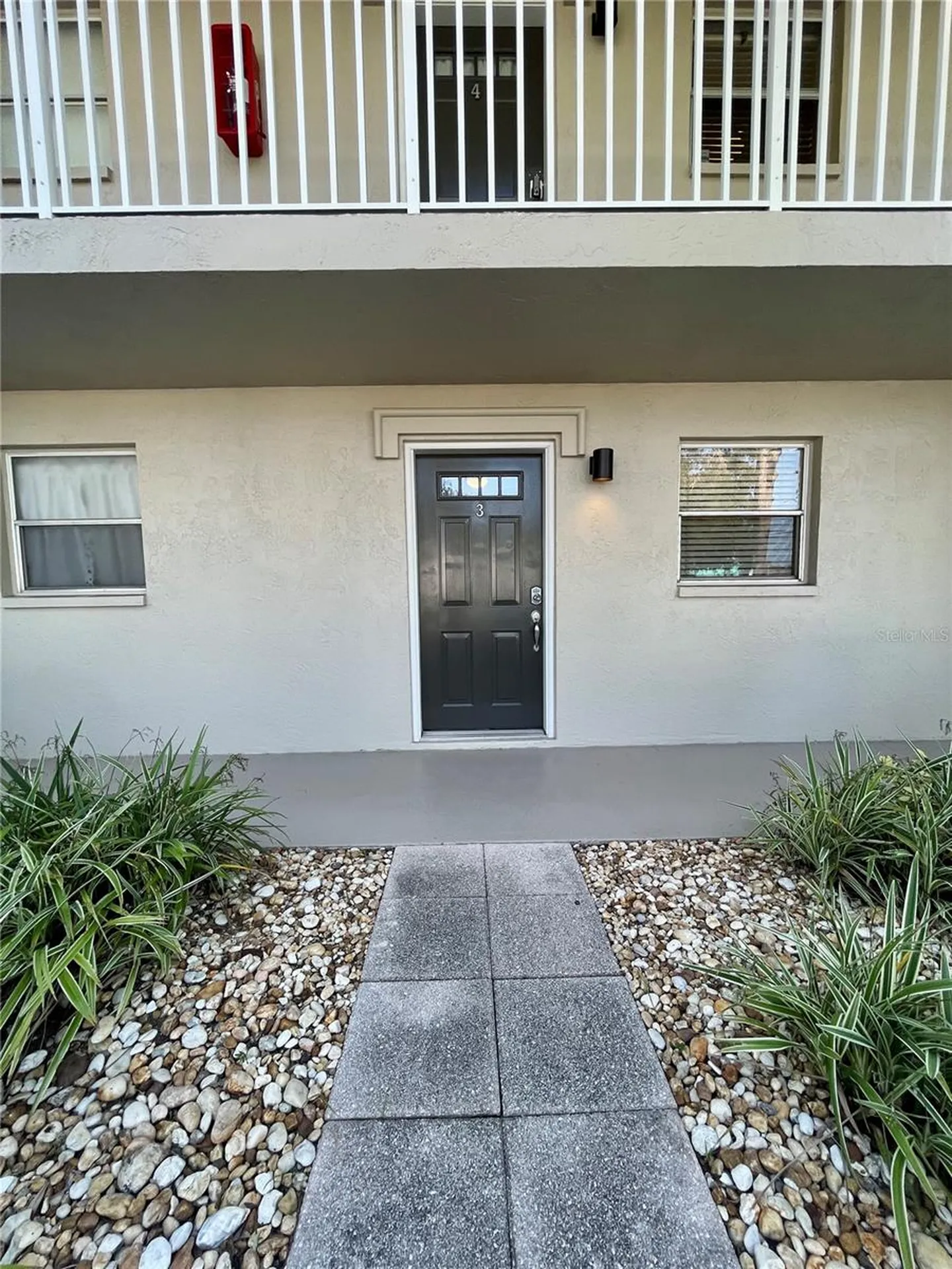 912 La Costa Circle Sarasota FL 34237