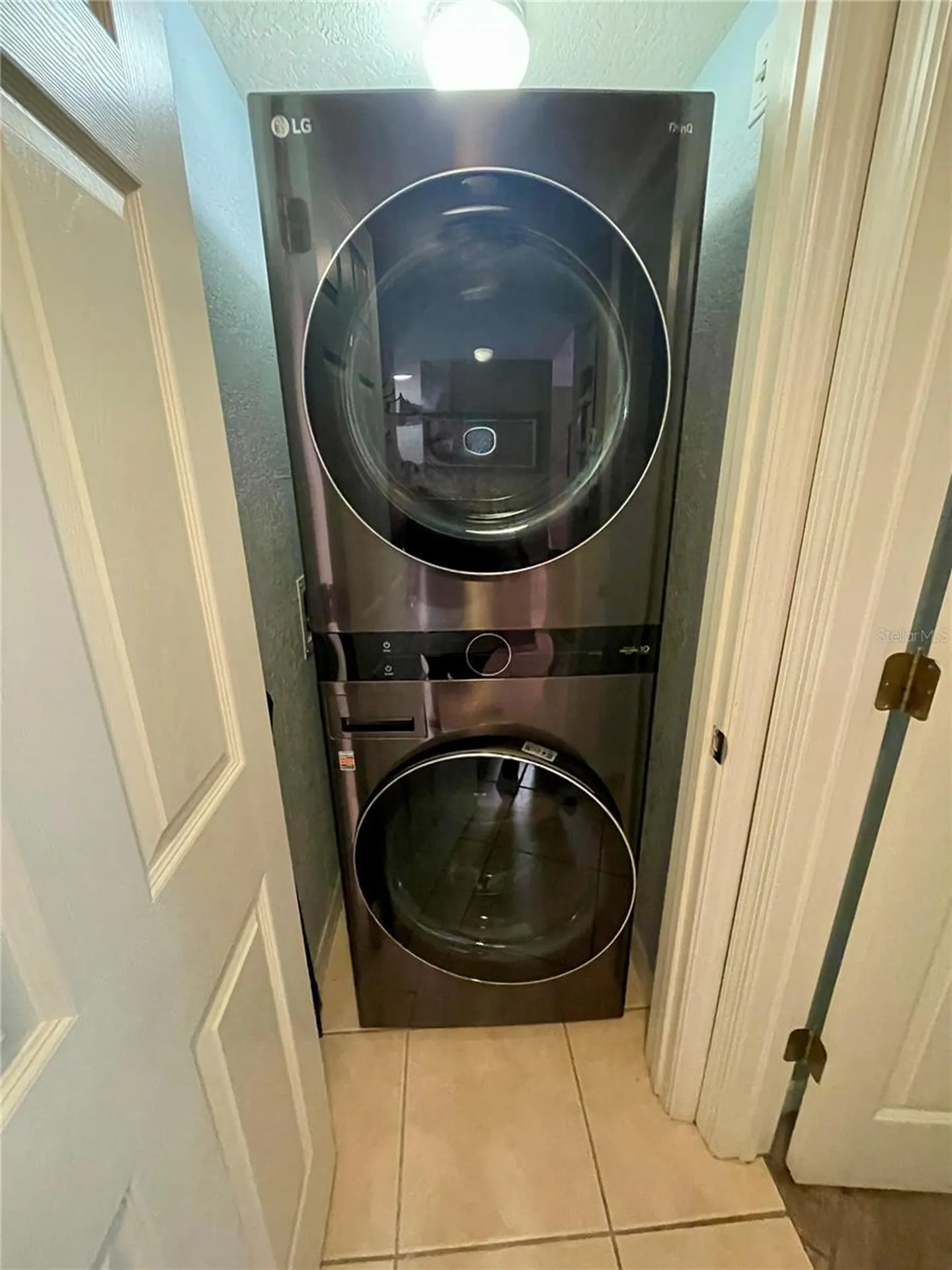 912 La Costa Circle Sarasota FL 34237