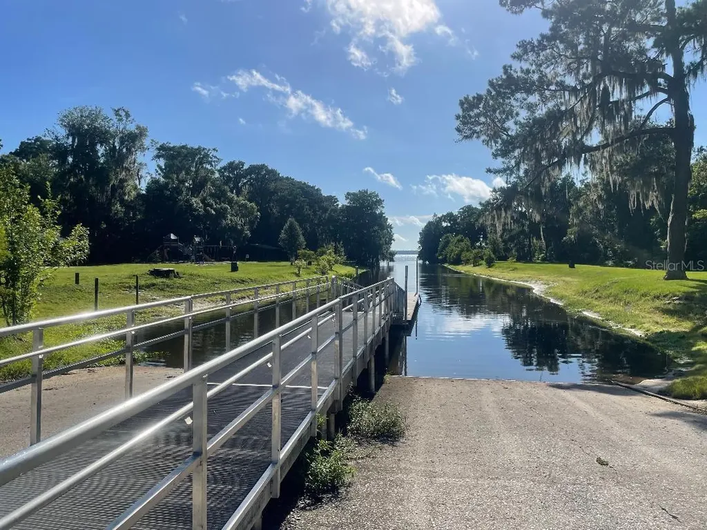 430 SE 74th Street Gainesville FL 32641