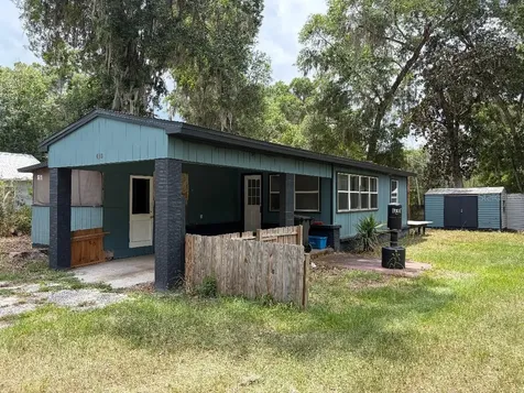 430 SE 74th Street Gainesville FL 32641
