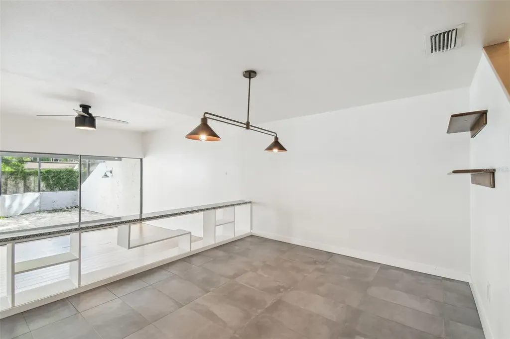 4213 Fairway Run Tampa FL 33618