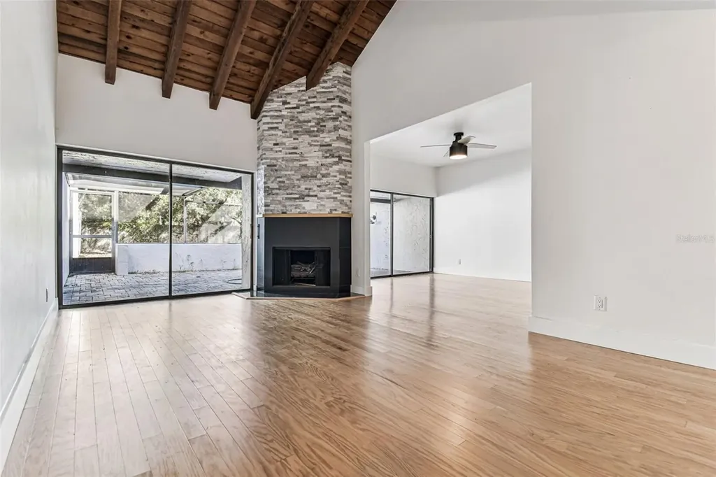 4213 Fairway Run Tampa FL 33618