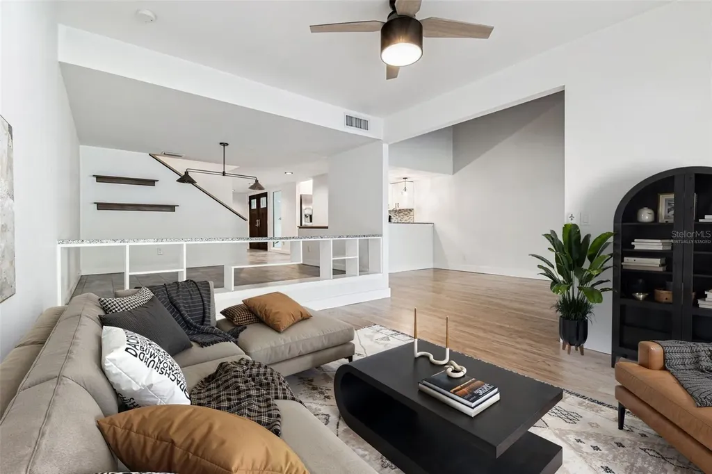 4213 Fairway Run Tampa FL 33618