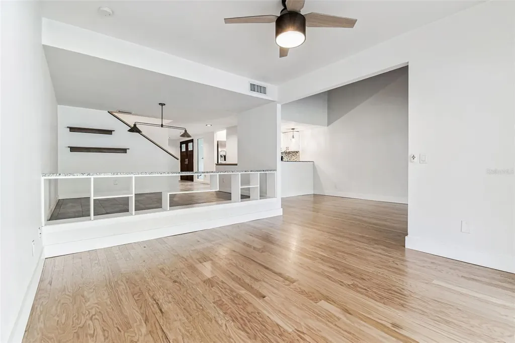 4213 Fairway Run Tampa FL 33618