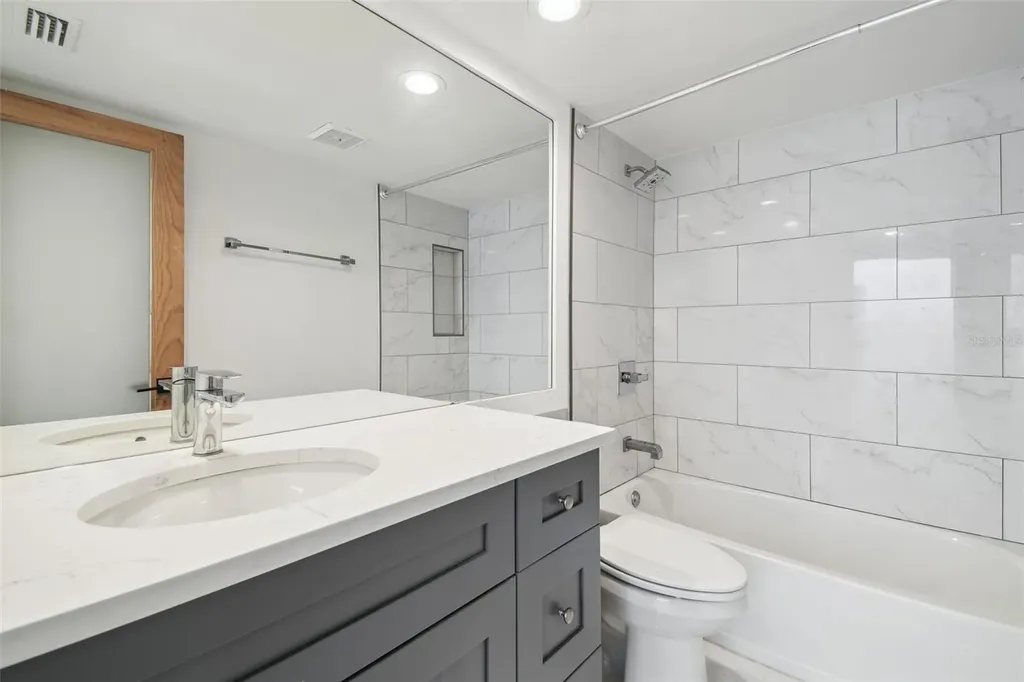 4213 Fairway Run Tampa FL 33618