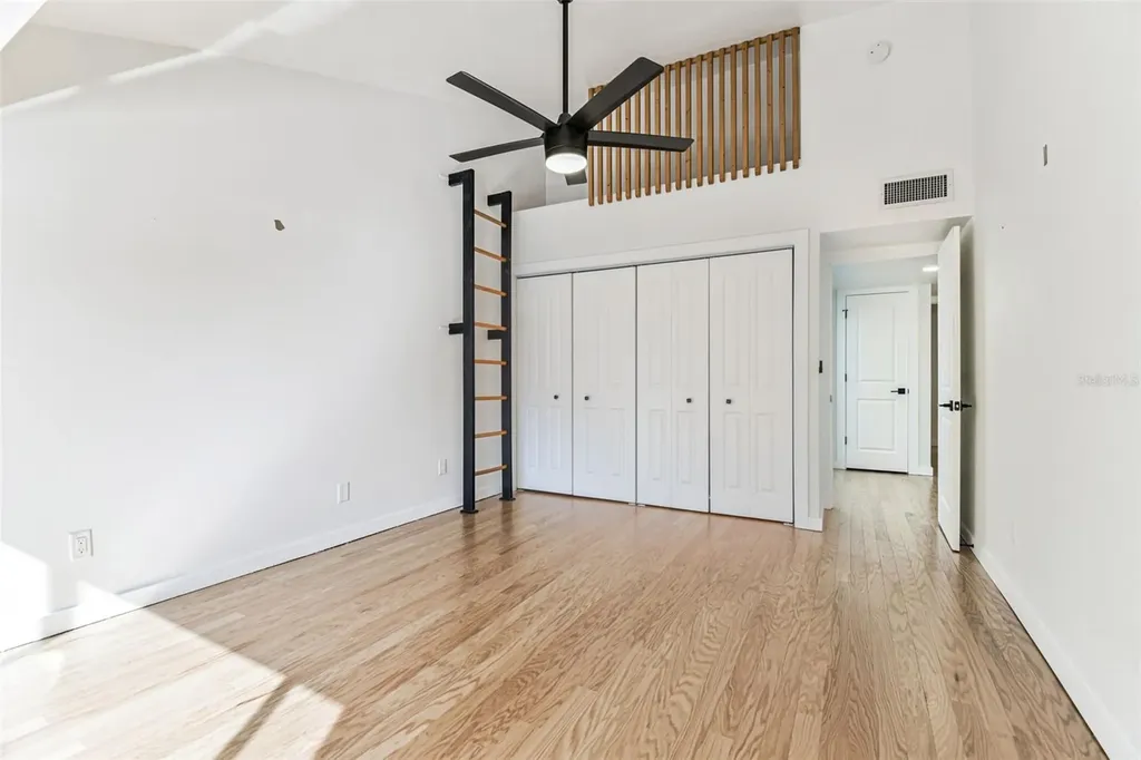 4213 Fairway Run Tampa FL 33618