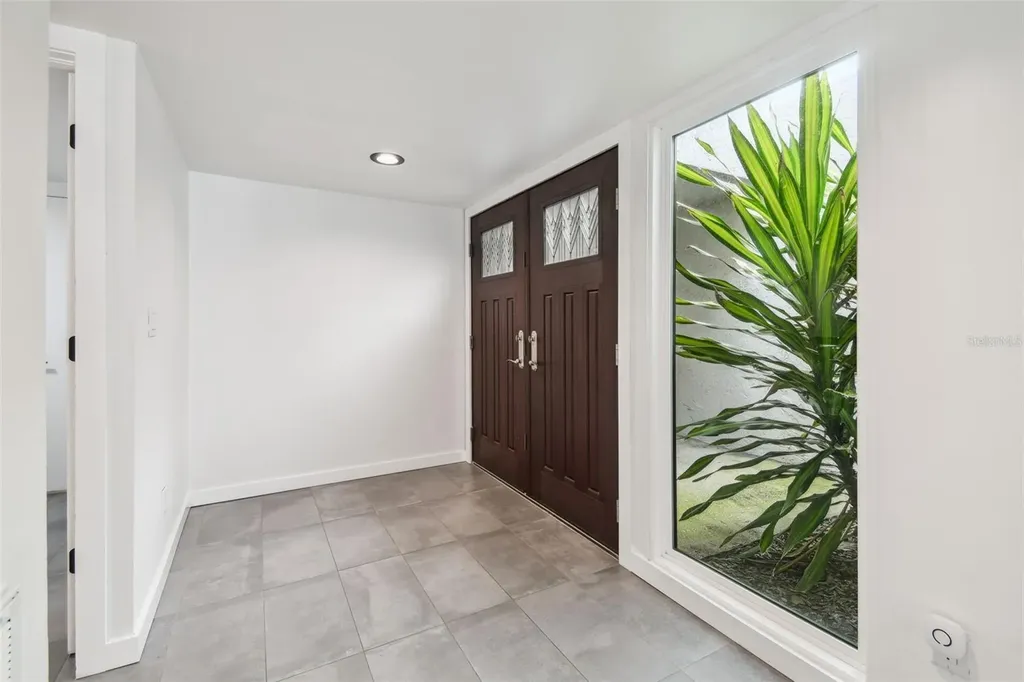 4213 Fairway Run Tampa FL 33618