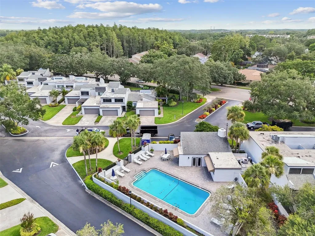 4213 Fairway Run Tampa FL 33618