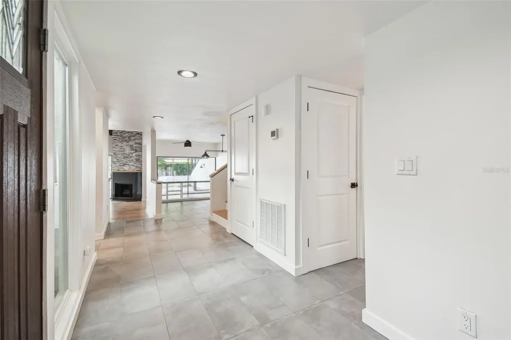 4213 Fairway Run Tampa FL 33618