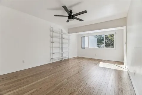 4213 Fairway Run Tampa FL 33618