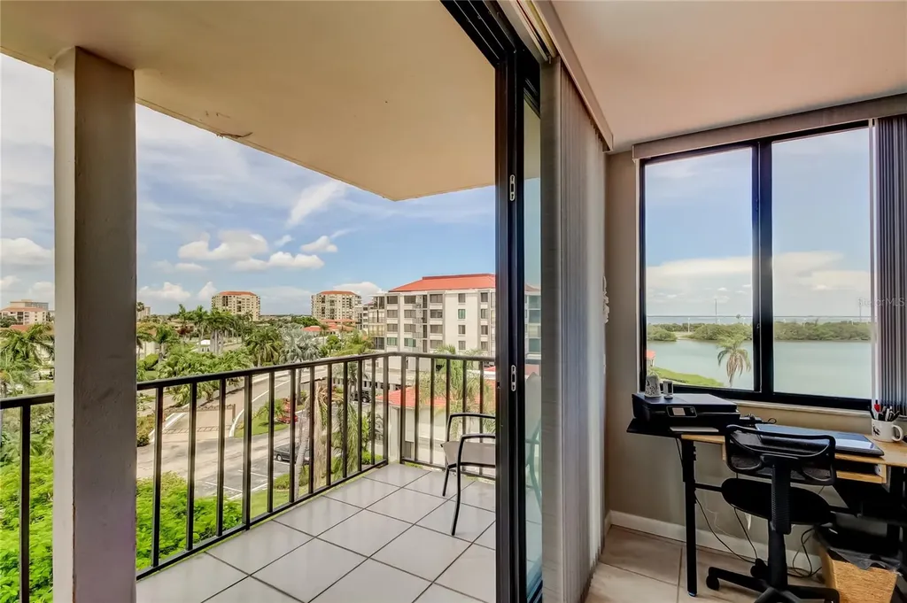 6357 Bahia Del Mar Boulevard St Petersburg FL 33715