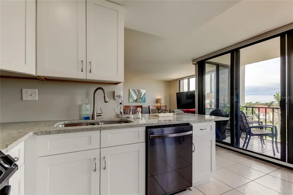 6357 Bahia Del Mar Boulevard St Petersburg FL 33715