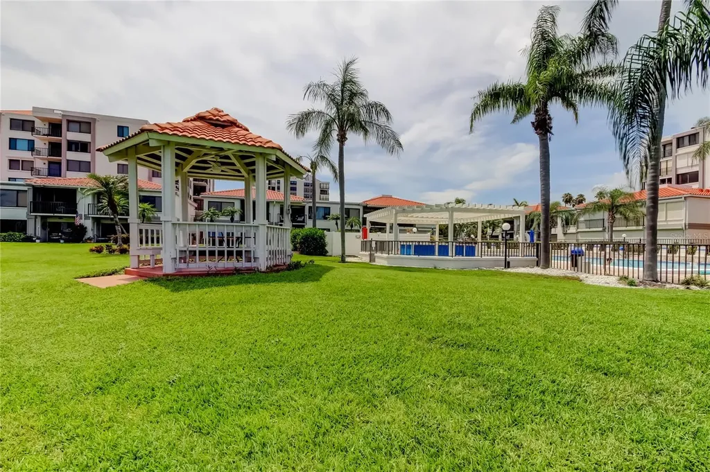 6357 Bahia Del Mar Boulevard St Petersburg FL 33715