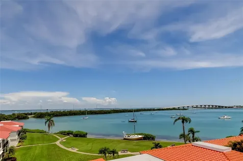 6357 Bahia Del Mar Boulevard St Petersburg FL 33715