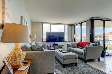 6357 Bahia Del Mar Boulevard St Petersburg FL 33715