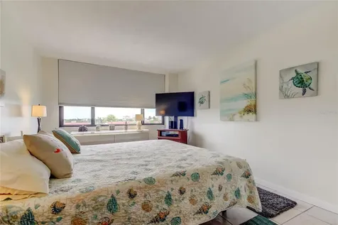 6357 Bahia Del Mar Boulevard St Petersburg FL 33715