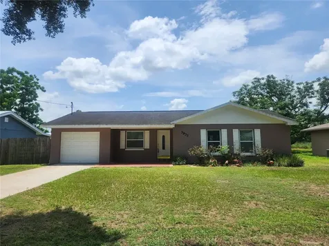 3933 Strickland Court Lakeland FL 33812