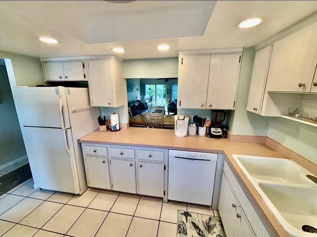 1215 S Portofino Drive Sarasota FL 34242