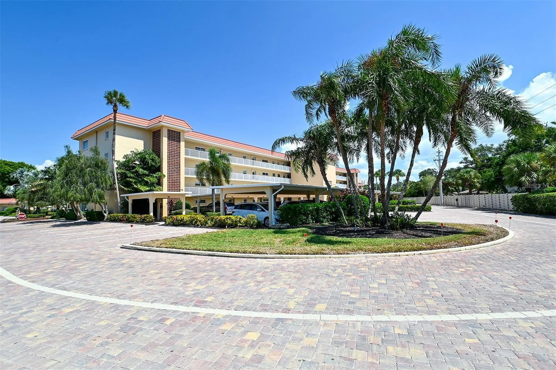 1215 S Portofino Drive Sarasota FL 34242